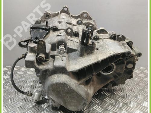 Gearbox VOLVO V70 II (285) 2.5 TDI | BP11370850M3 