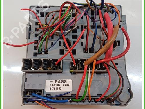 Fuse box FIAT PANDA (169_) 1.2 (169.AXB11, 169.AXB1A) | BP16957461E1 
