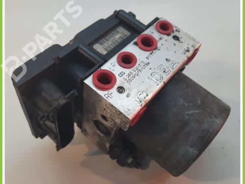 Used ABS pump LANCIA MUSA (350_) 1.3 D Multijet (350.AXB11, 350.AXB1A) (70 hp) 11371059