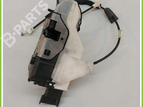 Front left lock PEUGEOT 5008 (0U_, 0E_) 2.0 HDi 9800623180