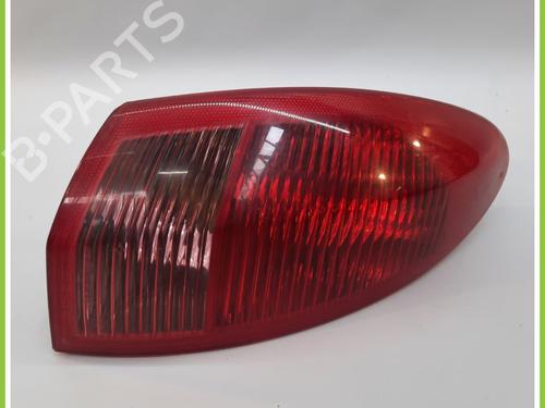 Achterlicht rechts ALFA ROMEO 147 (937_) 1.9 JTD (937.AXD1A, 937.BXD1A, 937.AXV1A, 937.BXB1A,... (115 hp) 13629170