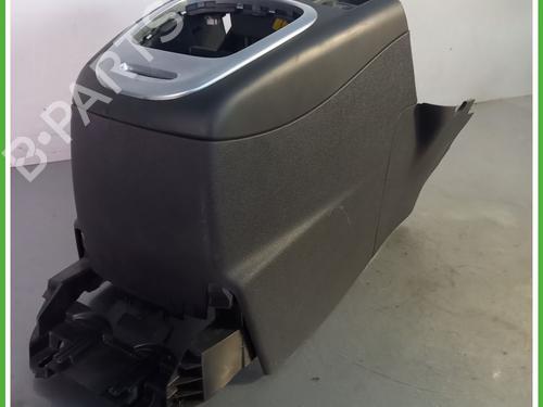 Armrest / Center console RENAULT SCÉNIC III (JZ0/1_) 1.6 16V (JZ0U, JZ1B) | BP29355930I20 