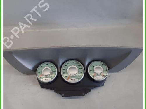 Used Instrument cluster Instrument cluster FIAT BRAVO I (182_) 1.6 16V (182.AB) (103 hp) 40132227 40132227