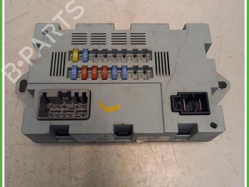 Used Fuse box Fuse box LAND ROVER RANGE ROVER SPORT II (L494) 3.0 SDV6 4x4 (249 hp) 40075517 40075517
