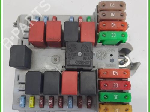 Used Fuse box Fuse box FORD FUSION (JU_) 1.4 (80 hp) 40132136 40132136