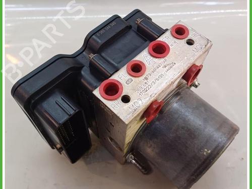 Used ABS pump ABS pump JAGUAR XE (X760) 2.0 D AWD (180 hp) 40136252 40136252