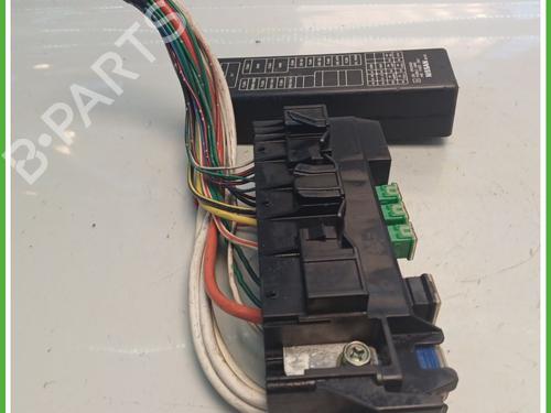 Fuse box NISSAN ALMERA TINO (V10) 1.8 | BP21586711E1 
