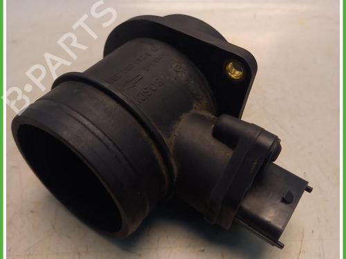 Used Mass air flow sensor Mass air flow sensor FIAT MAREA (185_) 1.9 JTD 110 (185AXT1A) (110 hp) 40073185 40073185