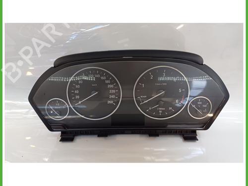 Used Instrument cluster BMW 3 Touring (F31) 318 d (150 hp) 18479697