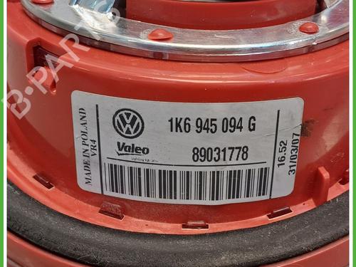 Right taillight VW GOLF V (1K1) 1.9 TDI | BP25712532C35 