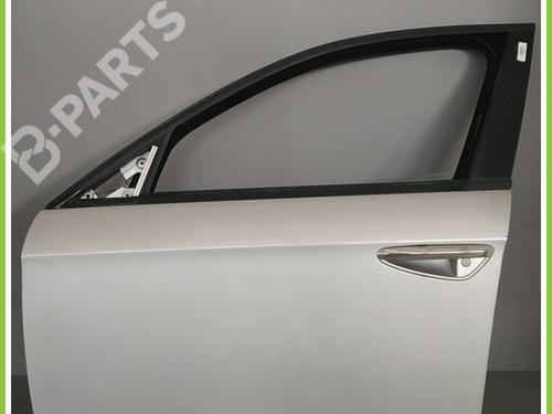 Used Left front door ALFA ROMEO 159 (939_) 2.2 JTS (939AXB1B, 939AXB11) (185 hp) 11721703