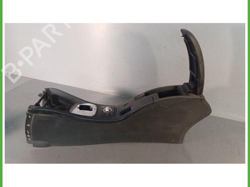 Armrest / Center console RENAULT MEGANE III Grandtour (KZ0/1) 1.5 dCi (KZ09, KZ0D, KZ1G, KZ29, KZ14, KZ1W, KZ10, KZ1F,... | BP26671656I20 