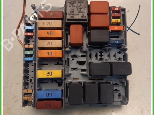 Used Fuse box Fuse box FIAT BRAVO II (198_) 1.6 D Multijet (198AXL1B) (120 hp) 40075898 40075898