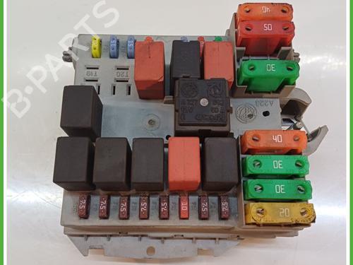 Used Fuse box FIAT BRAVO II (198_) 1.4 LPG (198AXA1B) (90 hp) 16484308