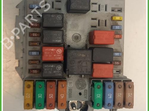 Used Fuse box LANCIA YPSILON (843_) 1.3 D Multijet (843.AXF11, 843.AXF1A, 843.AXM11,... (75 hp) 30198165
