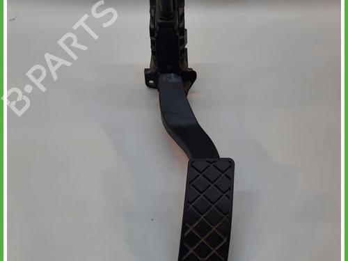 Used Pedal SKODA OCTAVIA III Combi (5E5, 5E6) 2.0 TDI (150 hp) 13100840