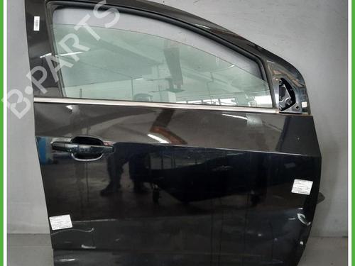 right-front-door-chevrolet-aveo-hatchback-t300-2011-40142421 main image