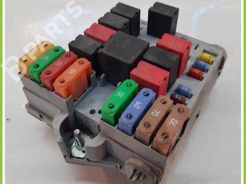 Fuse box LANCIA YPSILON (843_) 1.3 D Multijet (843.AXF11, 843.AXF1A, 843.AXM11,... | BP11817800E1 