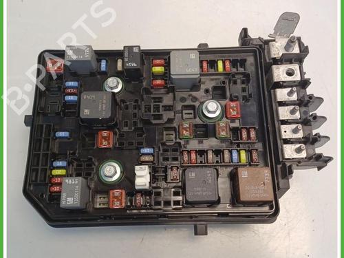 fuse-box-opel-astra-k-b16-2015-2016-2017-2018-2019-2020-2021-2022-40144930 main image