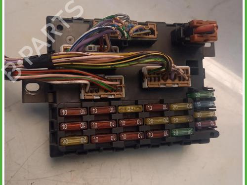 Used Fuse box Fuse box LANCIA LYBRA SW (839_) 1.6 16V (839BXA1A) (103 hp) 40073768 40073768