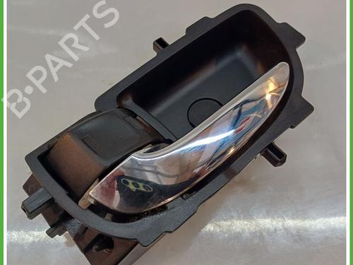 rear-left-exterior-door-handle-peugeot-108-12-1612431680-2014-17383438 main image