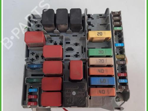 Used Fuse box Fuse box NISSAN MICRA II (K11) 1.0 i 16V (K11) (60 hp) 40132003 40132003
