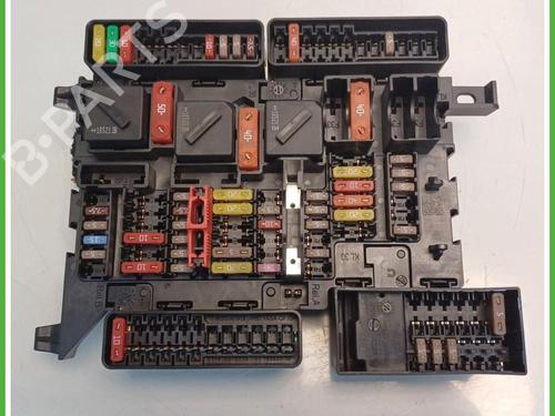 Used Fuse box Fuse box BMW 2 Active Tourer (F45) 225 xe Plug-in-Hybrid (224 hp) 40144231 40144231