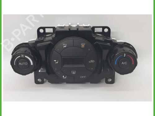 Used Climate control FORD FIESTA VI (CB1, CCN) 1.4 (97 hp) 13637515