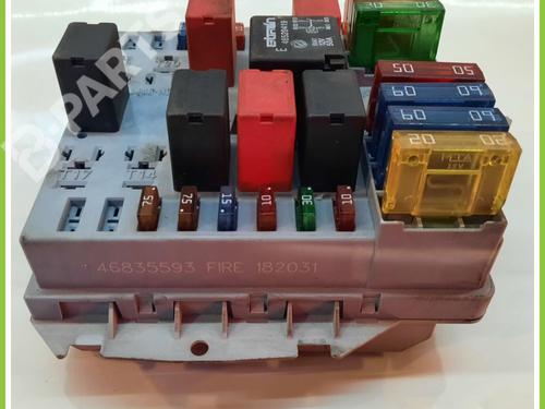 Fuse box FIAT PUNTO (188_) 1.2 60 (188.030, .050, .130, .150, .230, .250) | BP11764526E1 