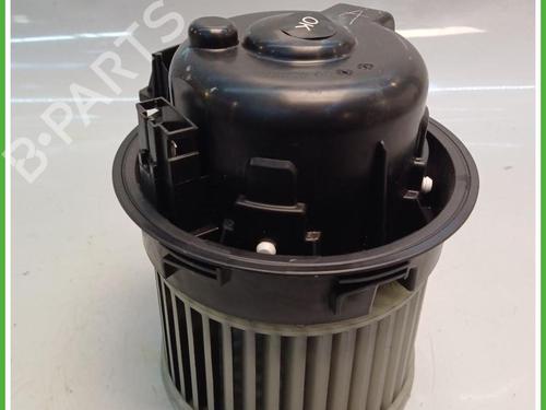 Used Heater blower motor Heater blower motor OPEL CORSA F (P2JO) 1.2 (68) (75 hp) 40143983 40143983