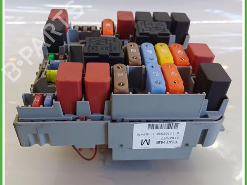 Fuse box FIAT PUNTO EVO (199_) 1.3 D Multijet (199AXC1A, 199BXC1A, 199AXT1A, 199BXT1A) | BP19084003E1 