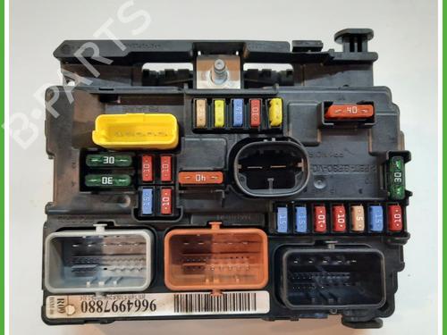 Fuse box CITROËN C3 I (FC_, FN_) 1.1 i (60 hp) 13038145