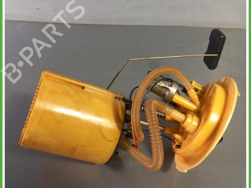 Used Fuel pump AUDI A4 B8 Avant (8K5) 2.0 TDI (143 hp) 30198154