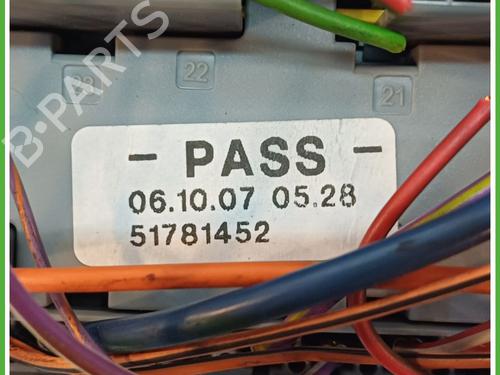 Fuse box FIAT 500 (312_) 1.2 (312AXA1A) | BP17737543E1 