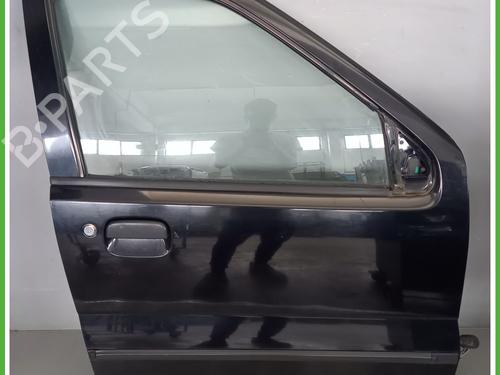 Used Right front door SUZUKI IGNIS I (FH) 1.3 4WD (RG413) (83 hp) 15392679
