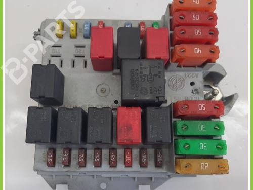 Used Fuse box FIAT BRAVO II (198_) 1.9 D Multijet (198AXB1A) (120 hp) 11368442