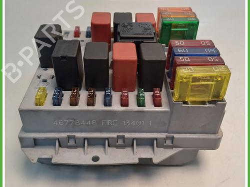 Fuse box FIAT PUNTO (188_) 1.2 16V 80 (188.233, .235, .253, .255, .333, .353, .639,... | BP25708179E1 