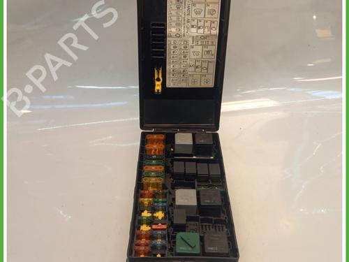 Fuse box FORD FOCUS I (DAW, DBW) 1.8 TDCi | BP29563881E1 