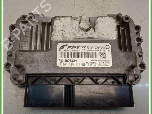 Used Engine control unit (ECU) LANCIA DELTA III (844_) 1.4 Bifuel (844.AXA1A) (120 hp) 31060912