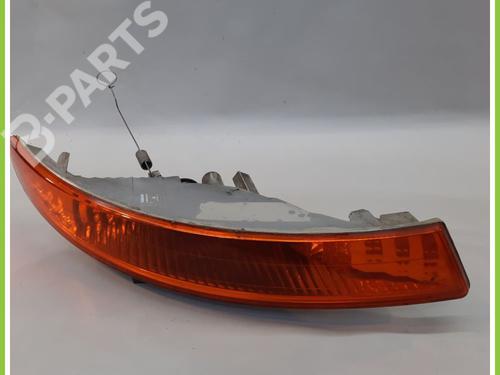 Used Right front indicator RENAULT TRAFIC II Van (FL) 1.9 dCi 100 (FL0C) (101 hp) 11721865