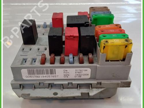 Fuse box LANCIA YPSILON (843_) 1.2 (843.AXA1A) | BP40140204E1 - Image 2