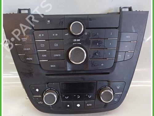 Used Radio Radio OPEL INSIGNIA A Saloon (G09) 2.0 CDTI (69) (160 hp) 40136275 40136275