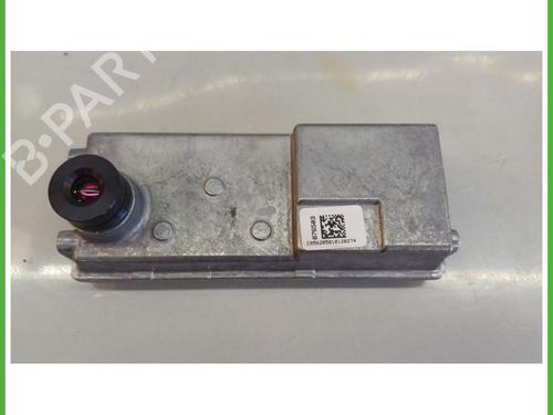camera-renault-megane-iv-hatchback-b9amn_-2015-40141772 main image