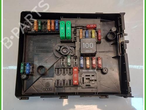 Used Fuse box Fuse box VW TOURAN (1T1, 1T2) 2.0 EcoFuel (109 hp) 40145554 40145554