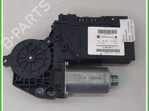 Used Left rear window motor Left rear window motor PORSCHE CAYENNE (9PA) 3.2 (250 hp) 40134833 40134833