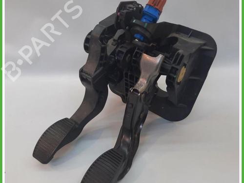 Used Pedal Pedal LANCIA YPSILON (312_) 0.9 CNG (312.YXG1A) (86 hp) 40135260 40135260