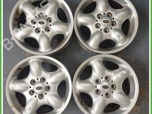 Used Wheel set Wheel set LAND ROVER FREELANDER I (L314) 2.0 Td4 4x4 (112 hp) 40076432 40076432