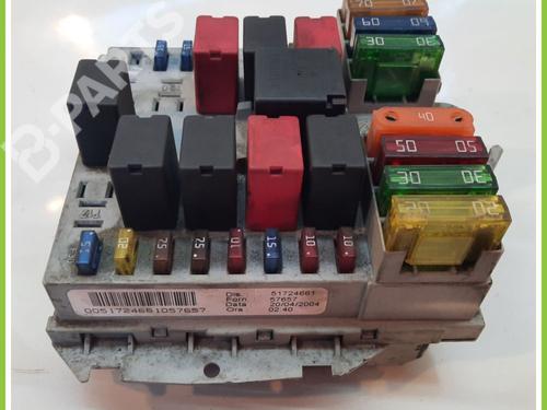 Fuse box LANCIA YPSILON (843_) 1.2 (843.AXA1A) | BP11817817E1 