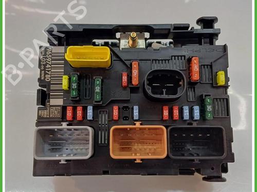 Used Fuse box Fuse box CITROËN C2 (JM_) 1.1 (60 hp) 40139694 40139694
