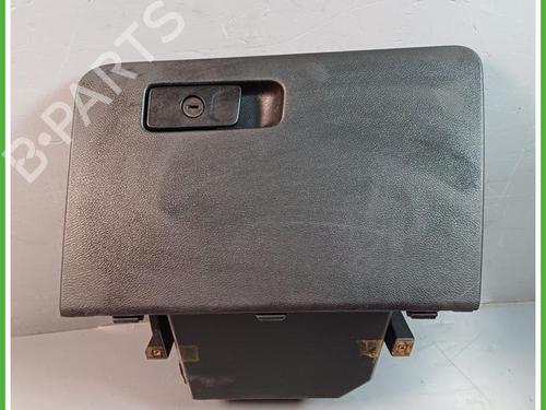 Used Glove box Glove box JEEP CHEROKEE (KL) 2.2 CRD 4x4 (185 hp) 40137486 40137486